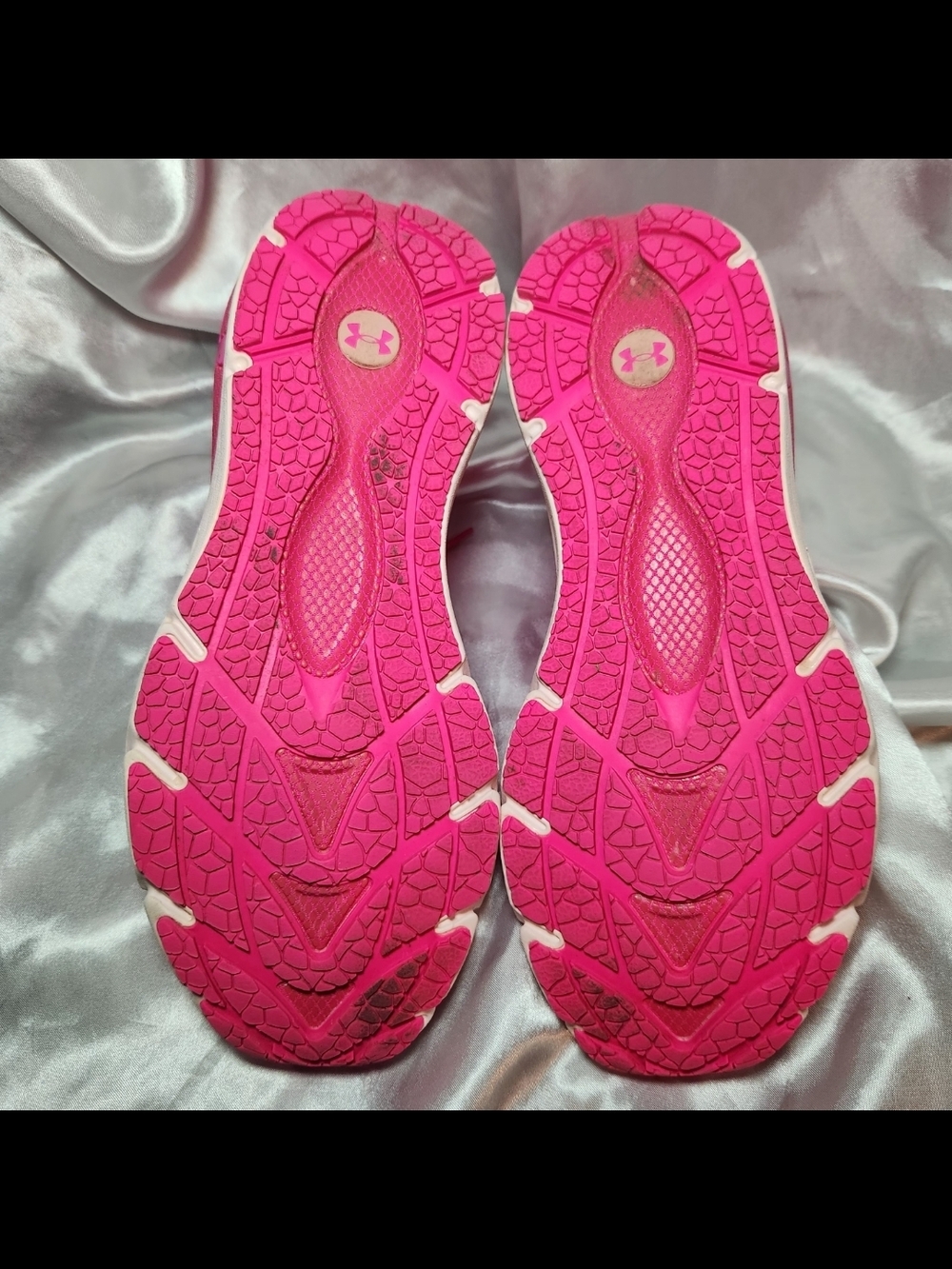 Women's Under Armour Hot Pink Lightweight Knit Athletic Sneakers | Sz 8.5 - Picture 8 of 8